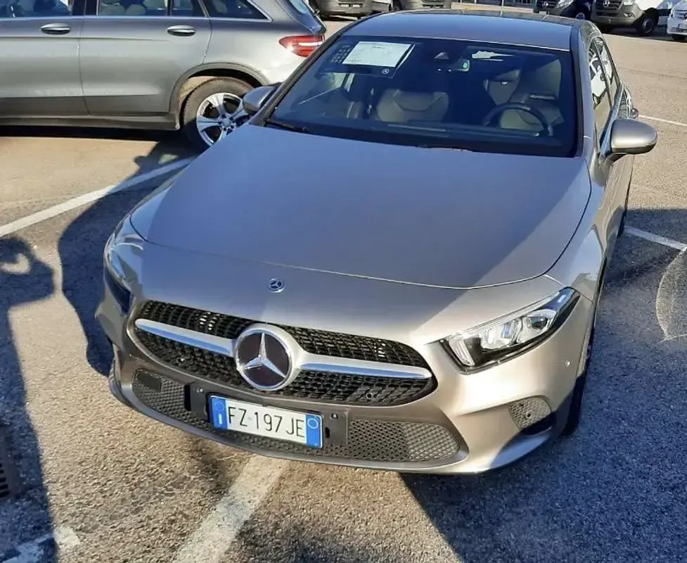 Usata Mercedes A200 Premium 163 CV (119 kW) 2019 Berlina