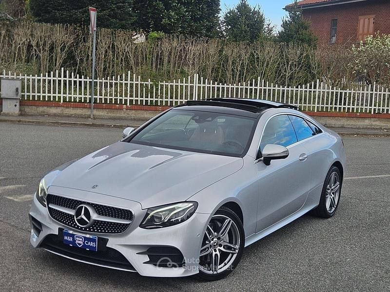 Usata Mercedes E220 Premium Plus 194 CV (142 kW) 2018 Argento Coupé