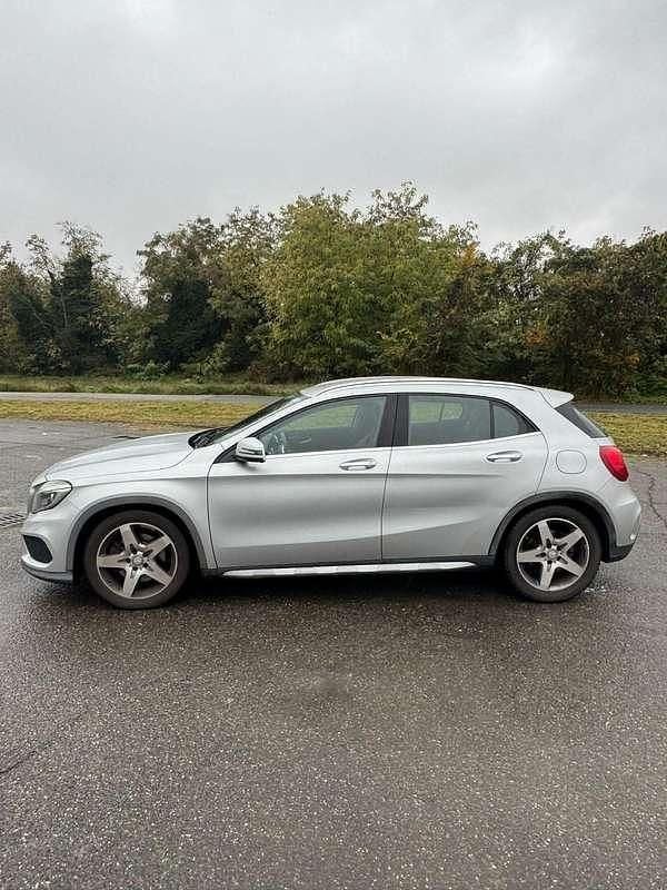 Usata Mercedes GLA220 Premium 170 CV (125 kW) 2014 SUV