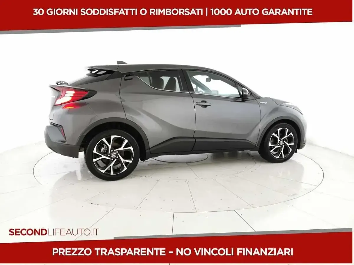 Usata Toyota C-HR Trend 122 CV (89 kW) 2022 Grigio SUV