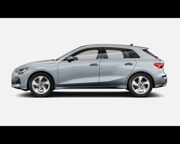 Usata Audi A3 e-tron Advanced Plus 150 CV (110 kW) 2024 Grigio Utilitaria
