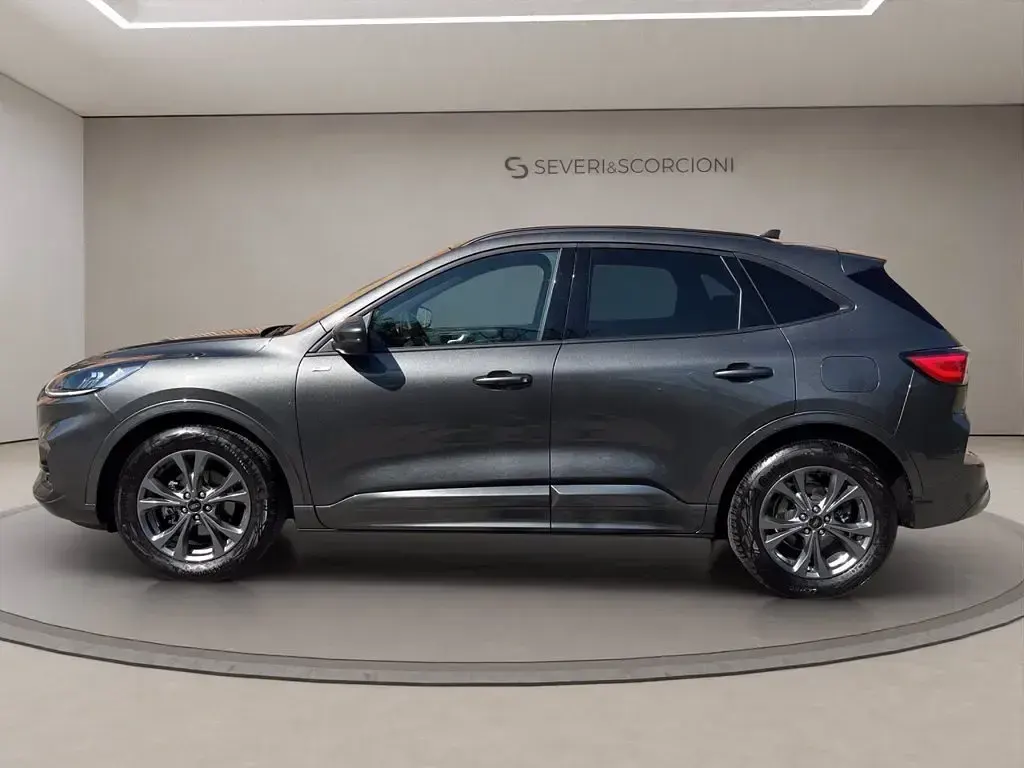 Usata Ford Kuga ST-Line 150 CV (110 kW) 2023 Grigio SUV