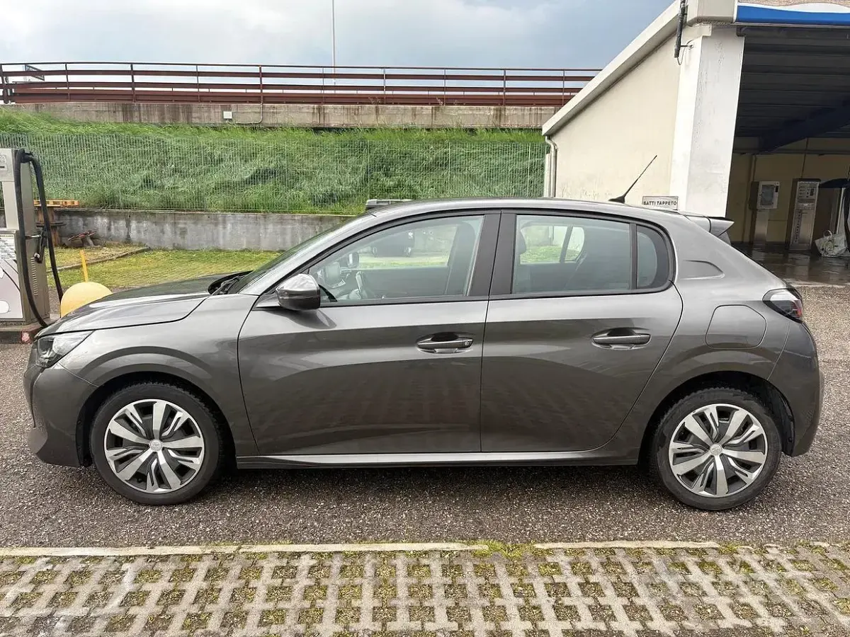 Usata Peugeot 208 75 CV (55 kW) 2020 Grigio Utilitaria