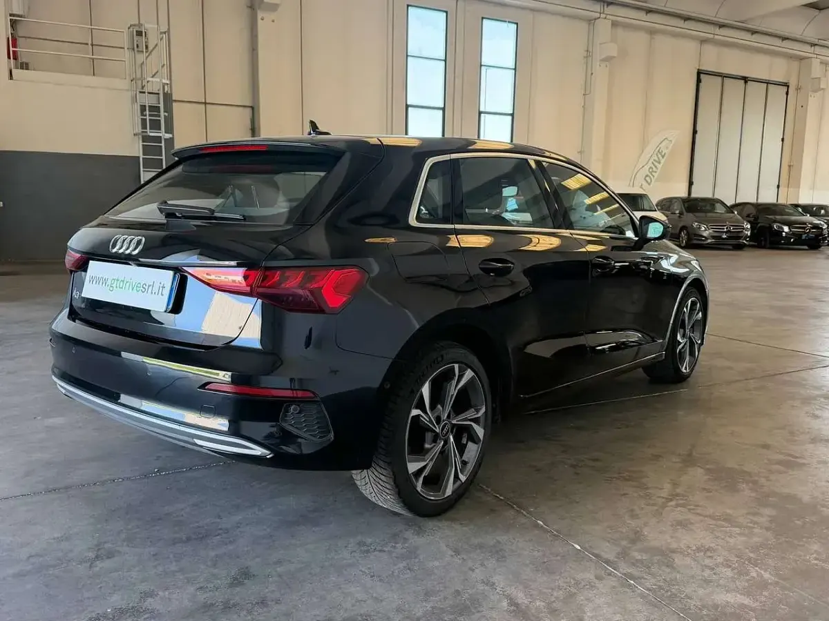 Usata Audi A3 Advanced 116 CV (85 kW) 2023 Nero pastello Berlina