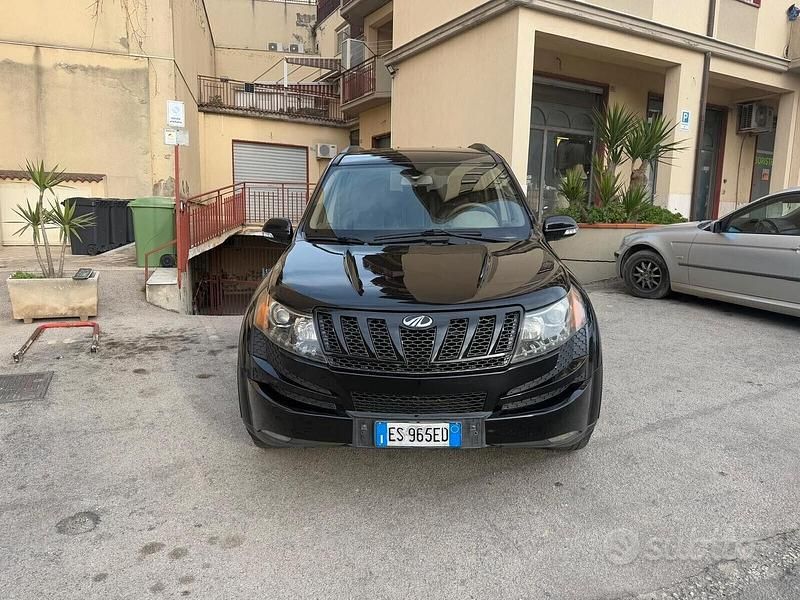 Usata Mahindra XUV500 140 CV (102 kW) 2013 Nero SUV