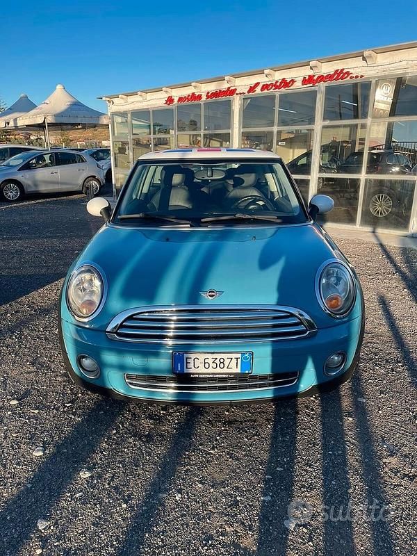 Usata Mini Cooper 120 CV (88 kW) 2009 Blu Utilitaria
