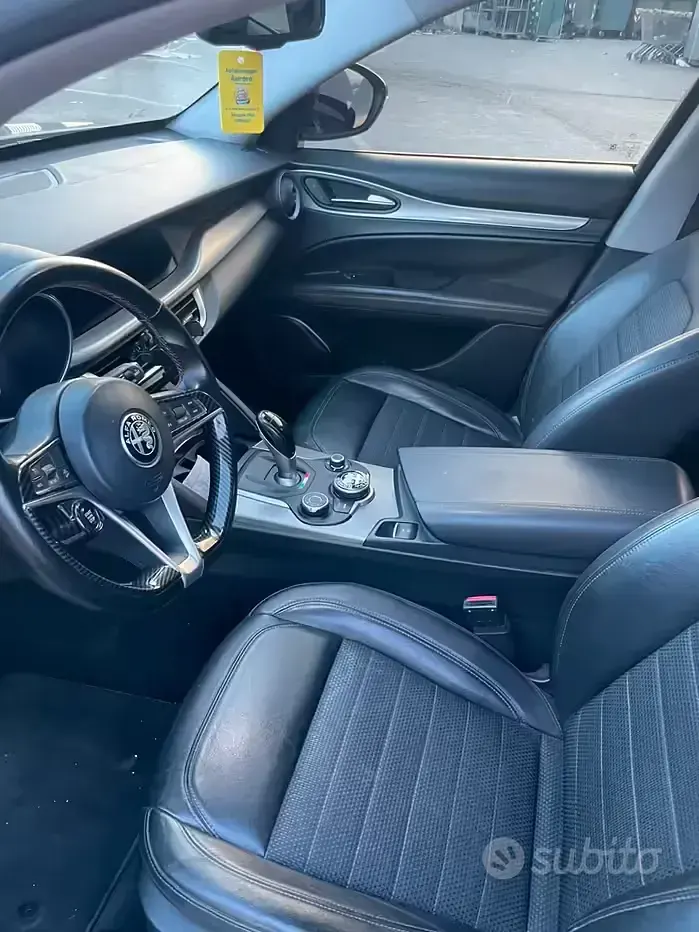 Usata Alfa Romeo Stelvio Veloce 179 CV (131 kW) 2017 SUV