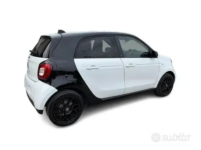 Usata Smart ForFour Prime 71 CV (52 kW) 2016 Bianco Utilitaria
