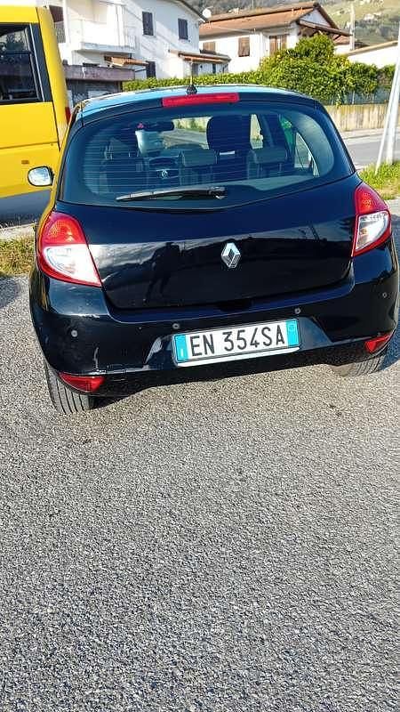 Usata Renault Clio IV 75 CV (55 kW) 2012 Nero Berlina