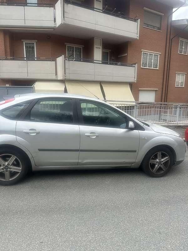 Usata Ford Focus 90 CV (66 kW) 2006 Berlina