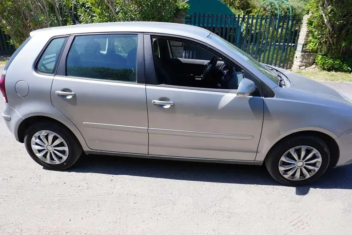 Occasion VW Polo Trendline 69 ch (50 kW) 2007 Gris Citadine