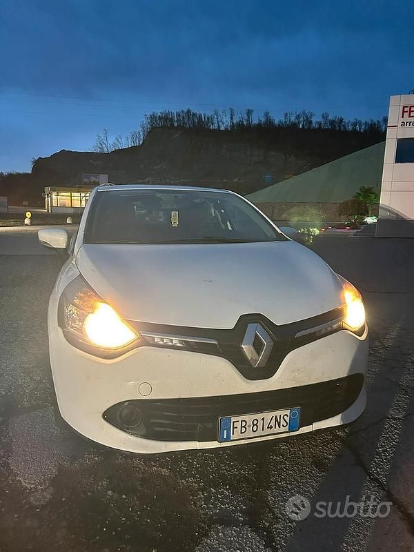 Usata Renault Clio IV 75 CV (55 kW) 2016 Bianco Berlina