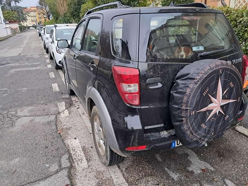 Usata Daihatsu Terios 105 CV (77 kW) 2008 Nero SUV