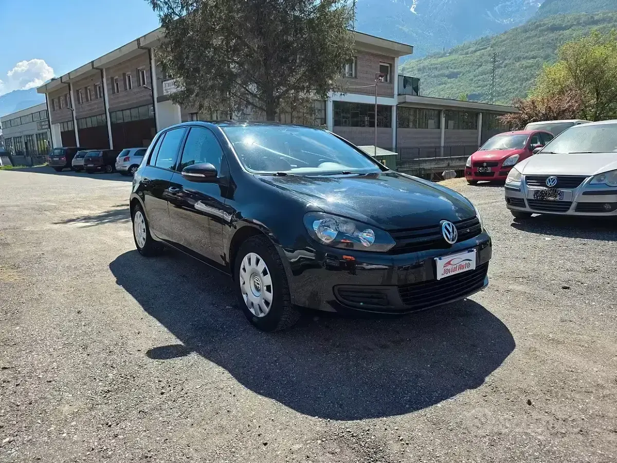 Usata VW Golf VI 80 CV (58 kW) 2011 Nero Utilitaria
