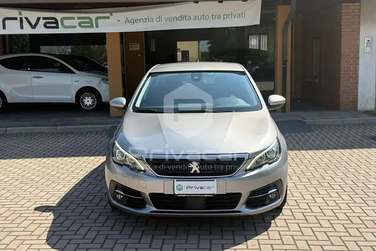 Usata Peugeot 308 Allure 131 CV (96 kW) 2019 Grigio Utilitaria