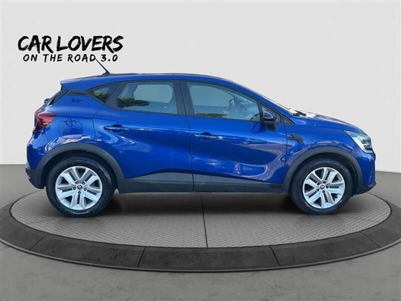 Usata Renault Captur Zen 101 CV (74 kW) 2021 Blu scuro SUV