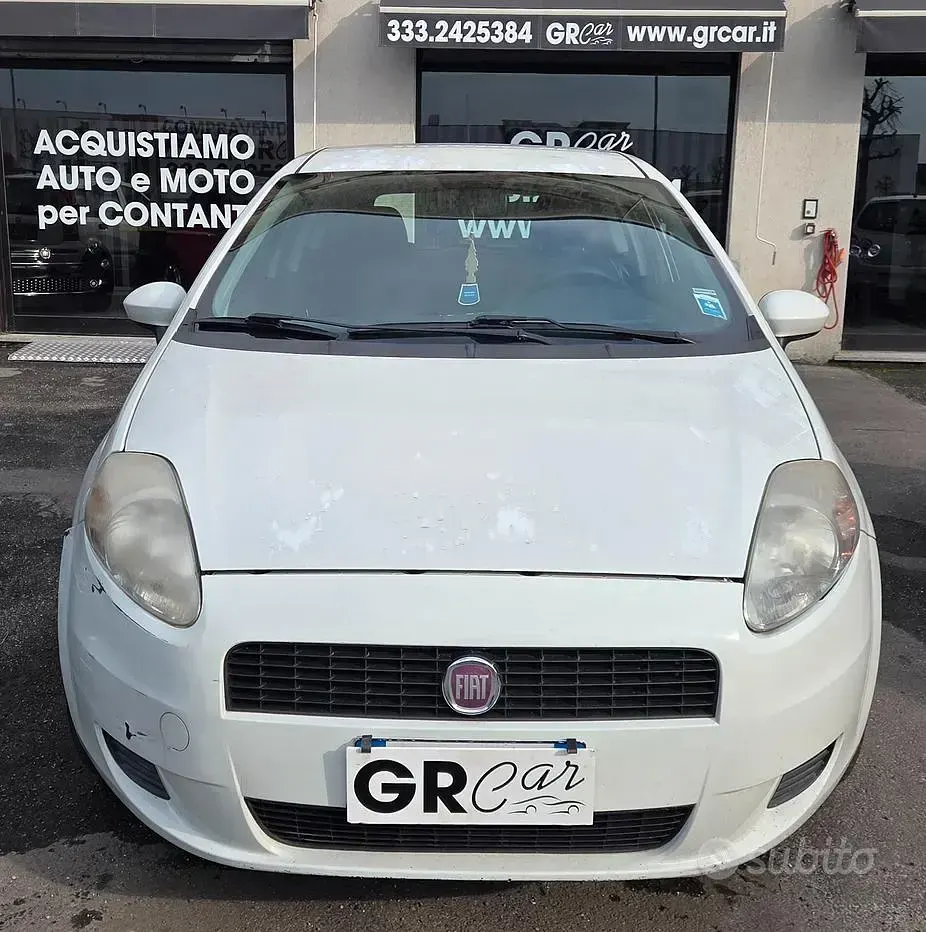 Usata Fiat Grande Punto 77 CV (56 kW) 2011 Utilitaria