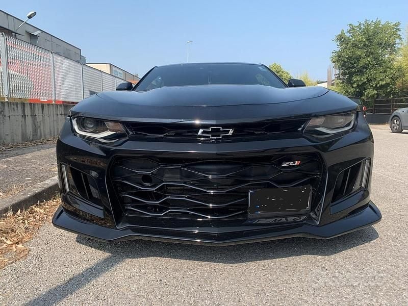 Nero Usata 2022 Chevrolet Camaro Coupé | 68.000 € - Immagine 1/4