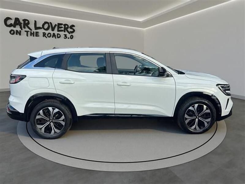 Usata Renault Austral Equilibre 131 CV (96 kW) 2023 369 bianco ghiaccio SUV