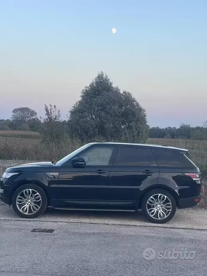 Usata Land Rover Range Rover 249 CV (183 kW) 2015 Bluazzurro SUV