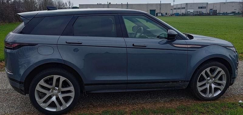 Usata Land Rover Range Rover evoque First Edition 179 CV (131 kW) 2018 Blu/azzurro SUV