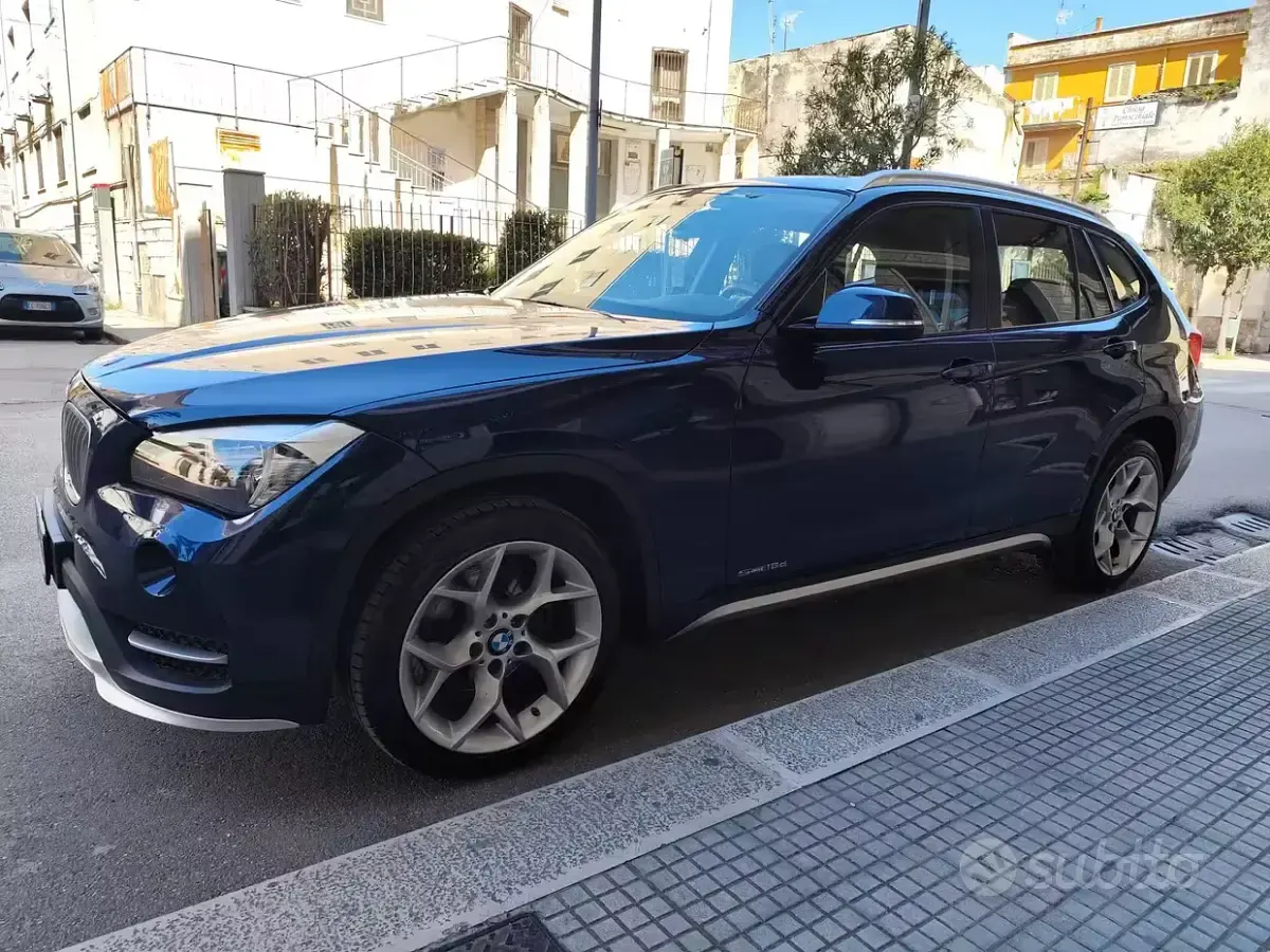 Usata BMW X1 xLine 143 CV (105 kW) 2014 Blu SUV