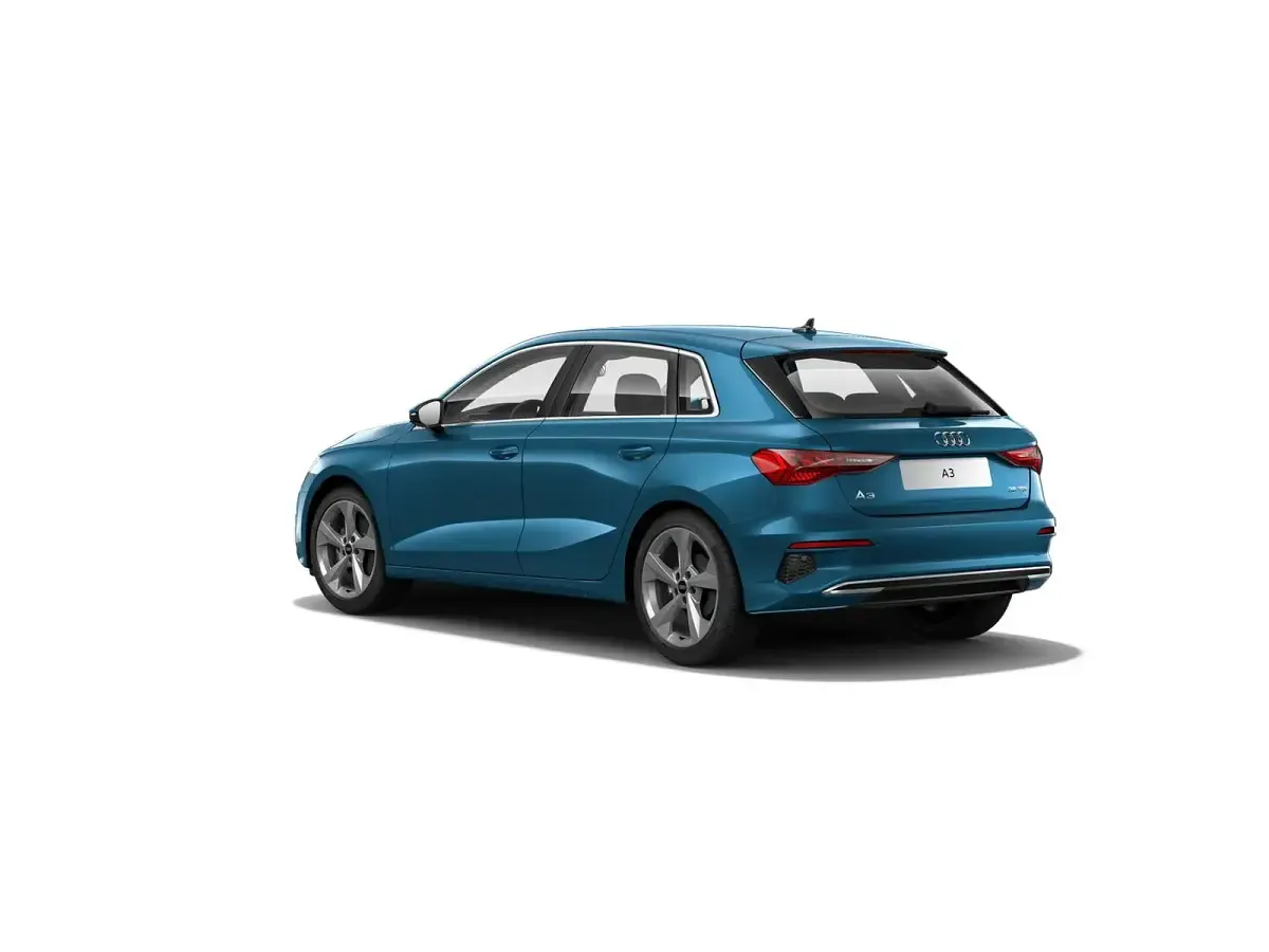 Begagnad Audi A3 Advanced 150 HK (110 kW) 2021 Blå Sedan
