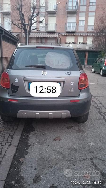 Usata Fiat Sedici 2009 Bianco SUV