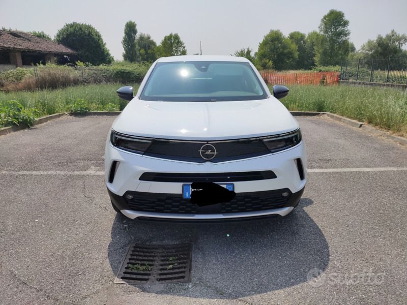 Usata Opel Mokka Elegance 131 CV (96 kW) 2024 Bianco SUV