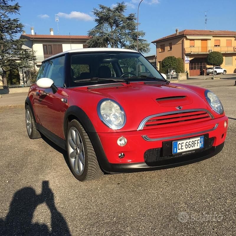 Usata Mini Cooper S 2003 Rosso Utilitaria