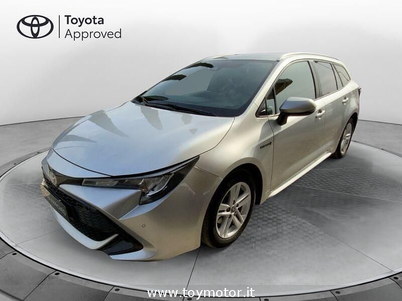 Usata Toyota Corolla Active 122 CV (89 kW) 2019 Grigio Station wagon