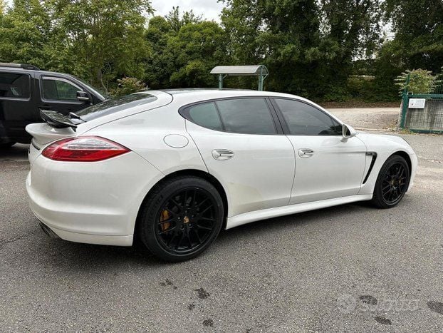 Usata Porsche Panamera Turbo 500 CV (367 kW) 2010 Utilitaria
