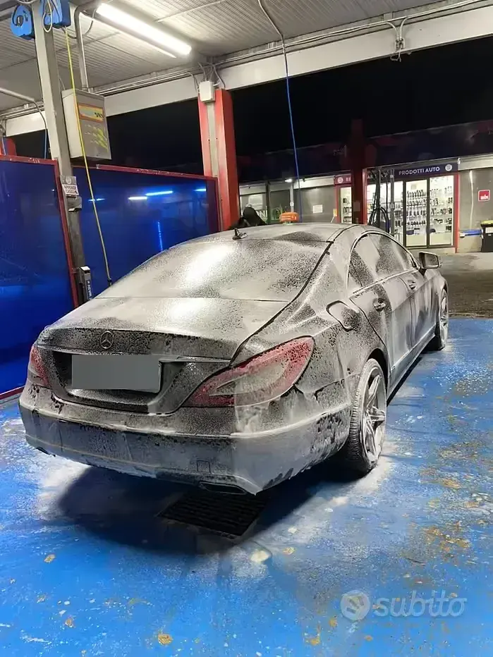 Käytetty Mercedes CLS220 204 HP (150 kW) 2011 Sedan