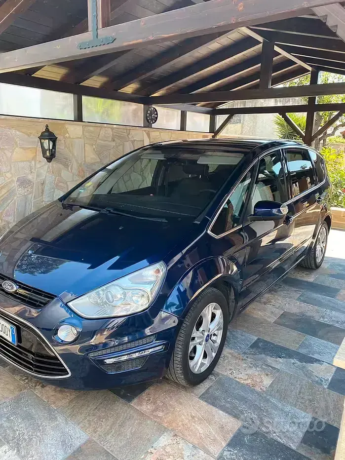 Usata Ford S-MAX Titanium 200 CV (147 kW) 2011 Blu/azzurro Monovolume