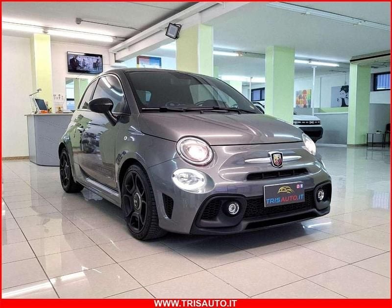 Grigio Usata 2019 Abarth 595 Pista Due volumi | 15.900 € (Buon prezzo) - Immagine 1/4