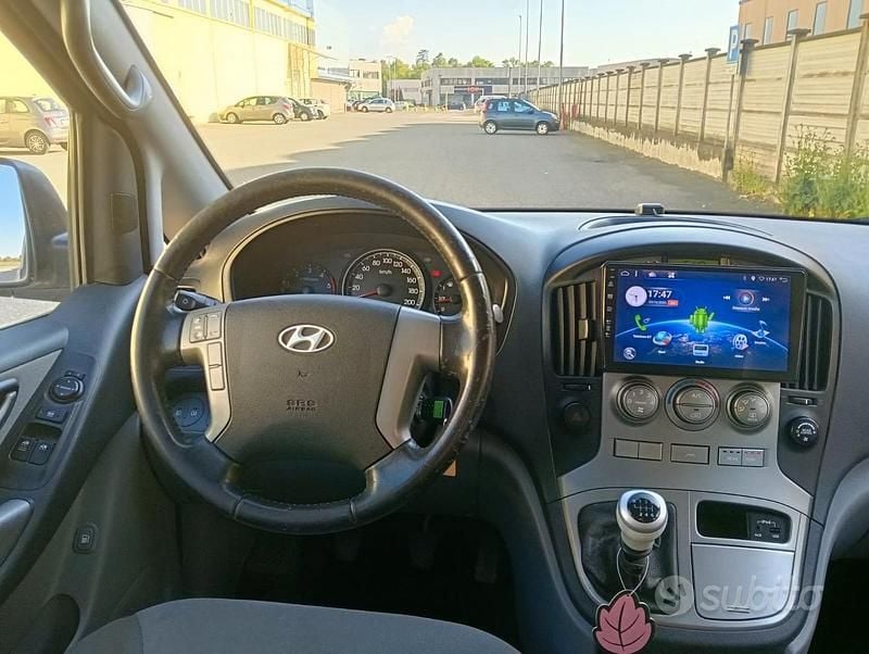 Usata Hyundai H-1 2011 Grigio Monovolume