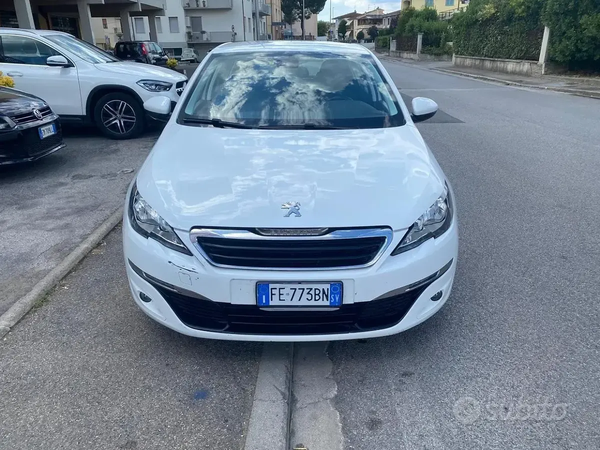 Usata Peugeot 308 Access 110 CV (80 kW) 2016 Bianco Berlina