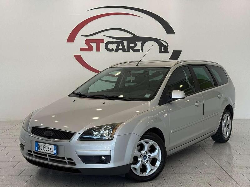 Usata Ford Focus Style 90 CV (66 kW) 2007 Argento Station wagon