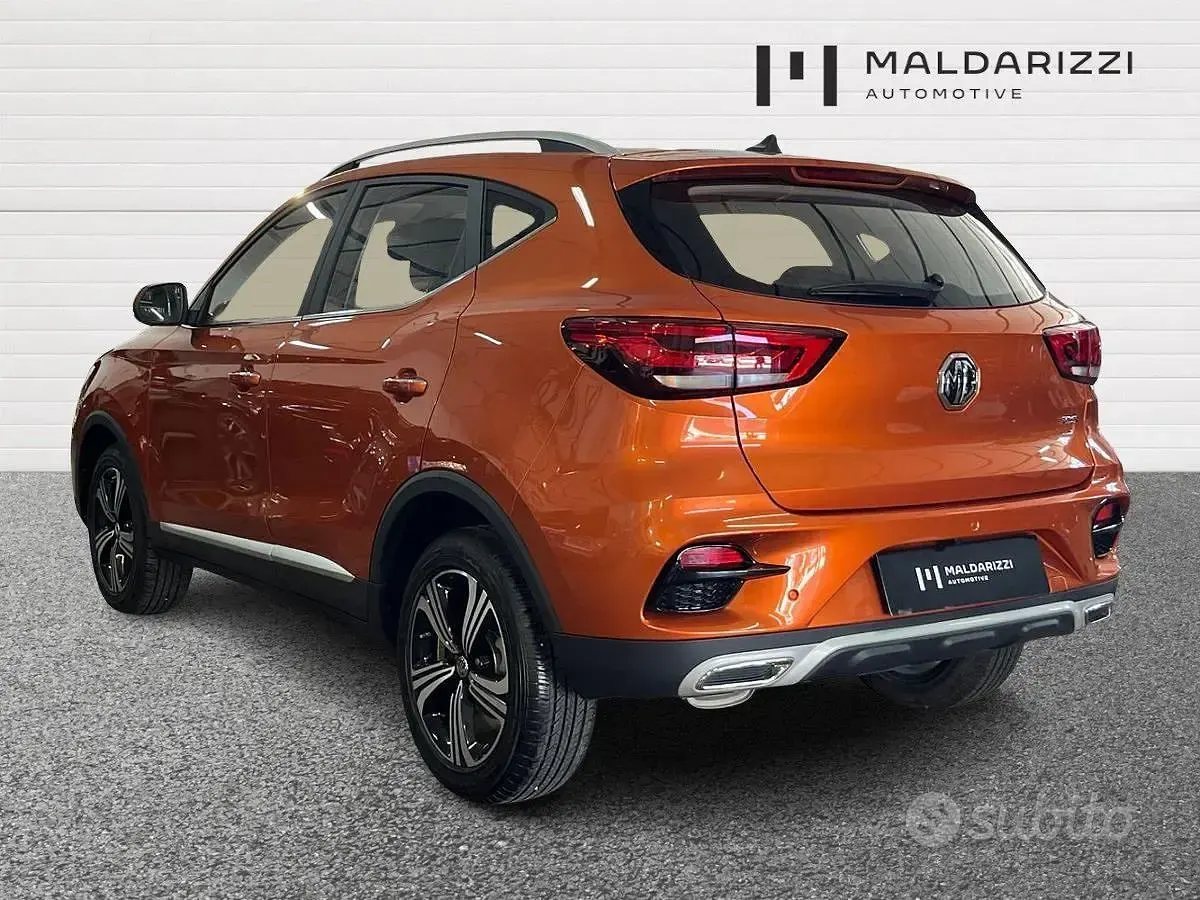 Usata MG ZS Comfort 116 CV (85 kW) 2025 Arancione SUV