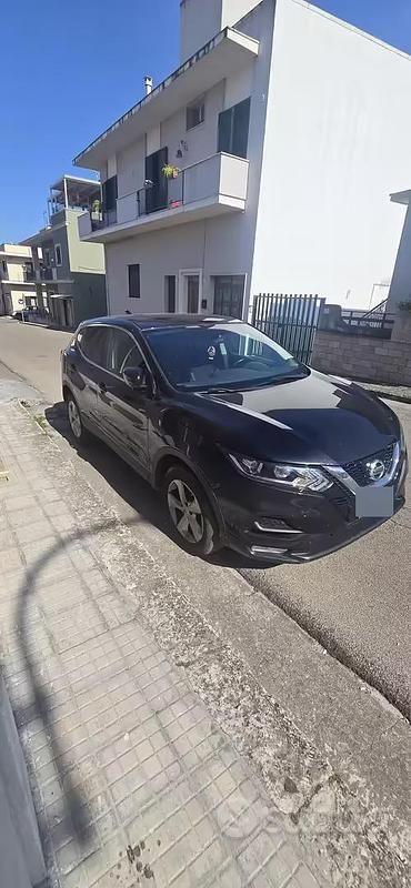 Usata Nissan Qashqai 2018 Nero SUV