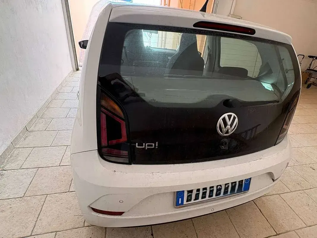 Usata VW up! 60 CV (44 kW) 2018 Bianco Utilitaria