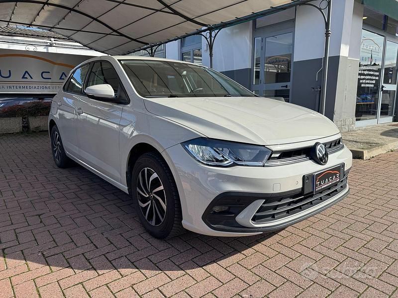 Usata VW Polo Life 80 CV (58 kW) 2023 Bianco Utilitaria