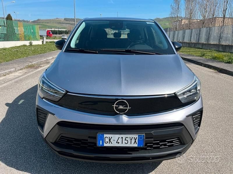 Usata Opel Crossland X Edition 110 CV (80 kW) 2022 Grigio SUV