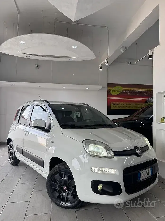 Usata Fiat Panda Lounge 85 CV (62 kW) 2015 Utilitaria