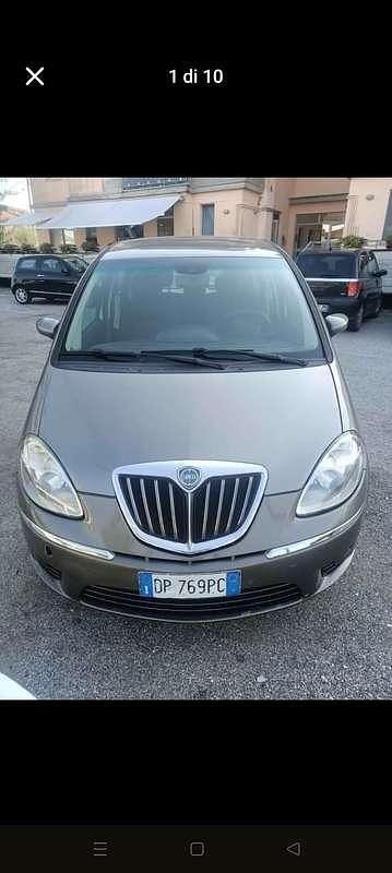 Usata Lancia Musa 69 CV (50 kW) 2008 Monovolume