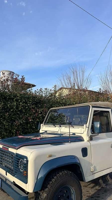 Usata Land Rover Defender 86 CV (63 kW) 1989 SUV