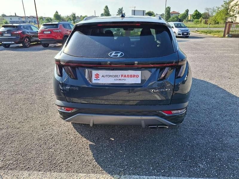 Usata Hyundai Tucson 150 CV (110 kW) 2022 Grigio petrolio met SUV