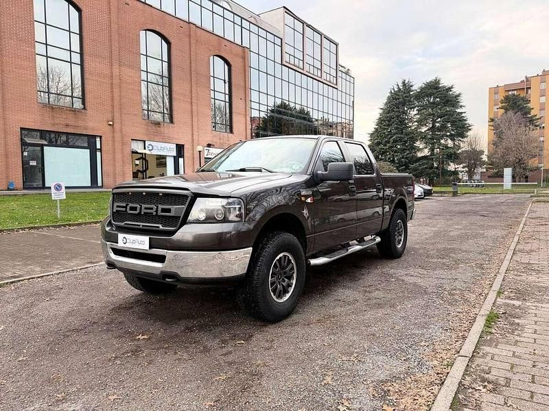 Usata Ford F-150 XLT 305 CV (224 kW) 2006 Nero Pick-up