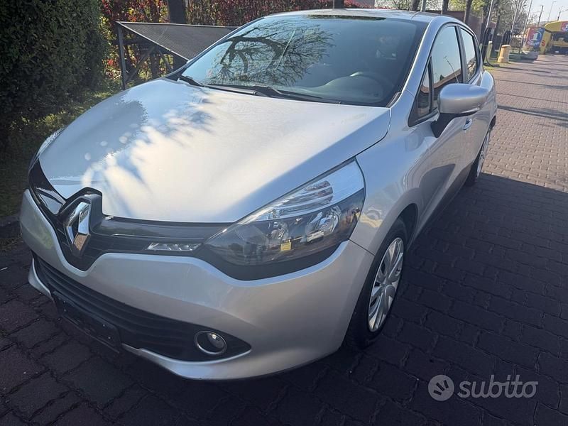Usata Renault Clio IV 89 CV (65 kW) 2015 Grigio Berlina