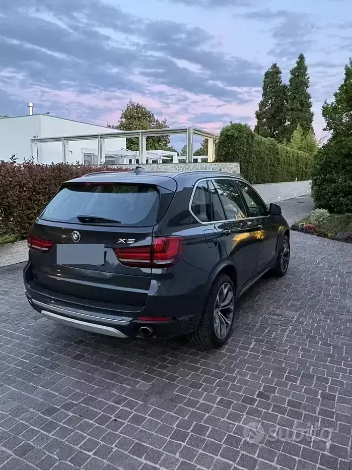 Usata BMW X5 231 CV (169 kW) 2016 Grigio SUV